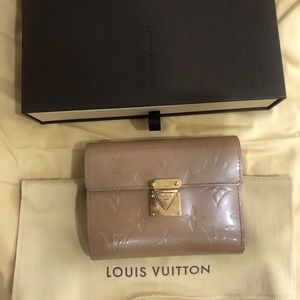 Louis Vuitton Wallet